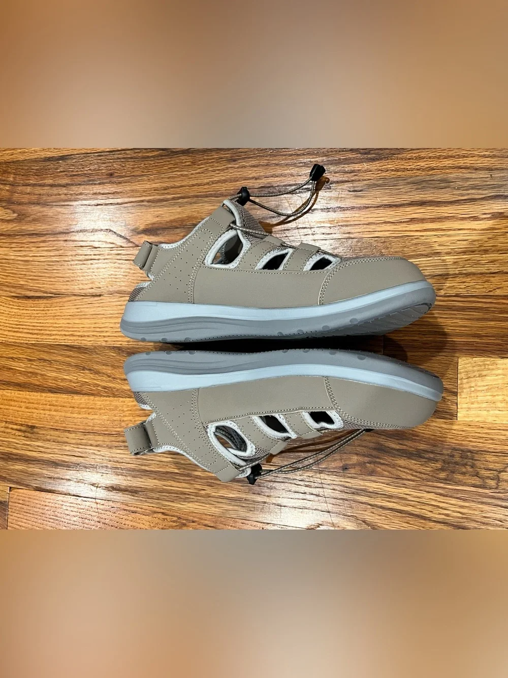 FitVille Women's FlexiWalk Sandal Grey Taupe Orthopedic Closed Toe Size 10EW